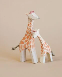 Ostheimer Small Giraffe - Head Low -Ostheimer Sales Store 2J2A7387